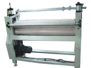 Plan de carton ou de plastique ou de verre 360-410V/50HZ Voltage Machine de laminage de film avec 6300*1550*1200mm dimension globale