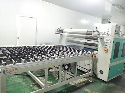 1.5KW Machine de laminage de film pour une lamination précise et lisse d'une épaisseur de 0,03-2 mm pour le verre, l'acrylique, le plastique, le bore