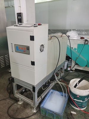 1100 mm * 410 mm * 1100 mm Machine de revêtement par pulvérisation pour conteneur de pâte alimentaire