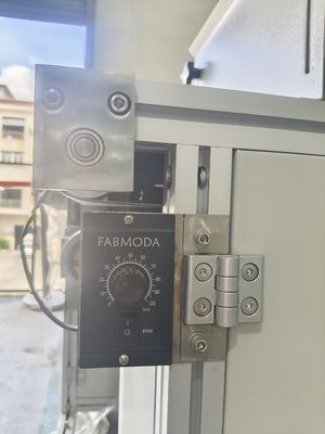 Réalisez la vitesse de durcissement de la machine de durcissement UV avec notre système de transmission de moteur Desheng 1HP 5-20m / min Vitesse