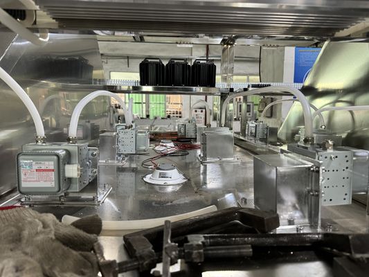 Ligne de production de séchage à micro-ondes de peinture à base d'eau