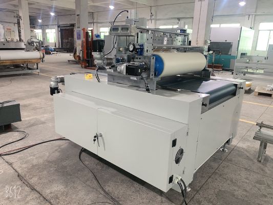 Machine de revêtement à fente professionnelle Poids de revêtement uniforme réglable Déchets minimaux