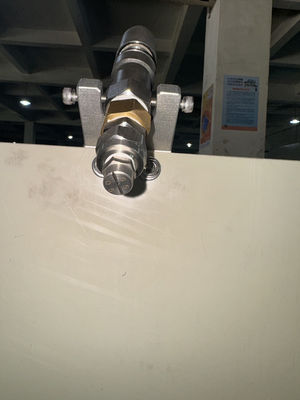 Taiyuan Changyuan buse utilisée machine de revêtement de moulage de pâte avec 110 kg de poids et 400 * 400 * 500 mm salle de pulvérisation