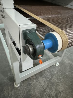Machine de séchage infrarouge à vitesse réglable entièrement automatique de 200 largeurs effectives