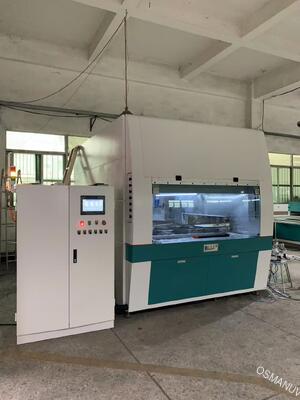 Machine de pulvérisation à 360° pour le revêtement de surface de pâte moulée et de plaques de meubles - Chemin de pulvérisation personnalisable