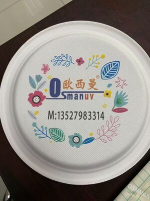 Imprimante à jet d'encre industrielle OnePass avec configuration de paramètres personnalisable pour l'impression directe sur des surfaces de moulage de pâte courbée