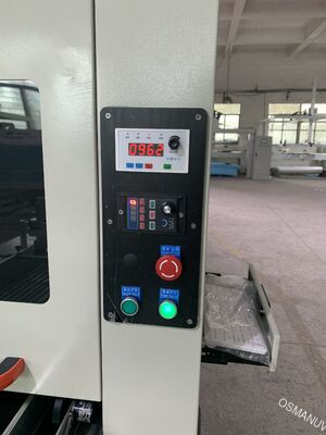 Système industriel de durcissement UV à double lampe de 365 nm pour le revêtement rapide de la chaîne de production