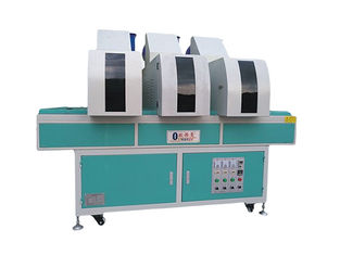 Machine de traitement UV économiseuse d'énergie pour le panneau de silicate de calcium