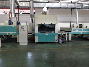 Machine de revêtement de jet avec l'éclairage technique 380V 28kw de système de convoyeur