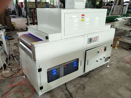 Machine de durcissement UV LED à haute performance avec une surface de durcissement de 200 mm*200 mm