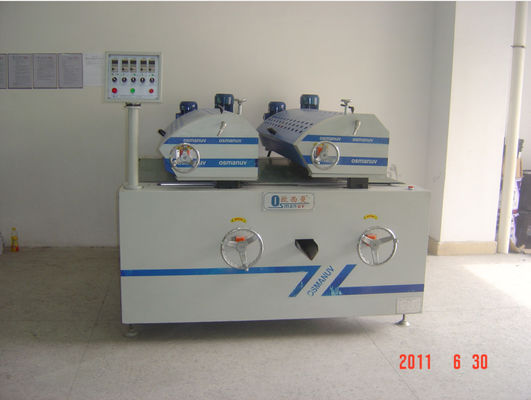 Machine de revêtement de 10KW 2m/Min Flat Offline Uv Roll avec la bande de conveyeur