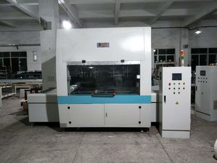 La machine UV automatique de dispositif d'enduction, W1300mm pulvérisent la chaîne de production de peinture