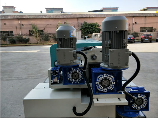 Équipement de revêtement à rouleau unique W1320mm de la pleine précision 5KW automatique