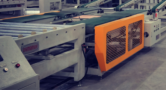 90deg tournant la machine de revêtement UV automatique pour le panneau de fibres agglomérées de ciment