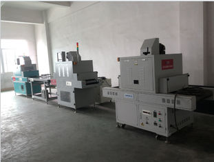 Machine d'irradiation UV AC220V avec précision de contrôle de température ±1C et longueur d'onde 365nm