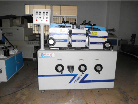 ISO9001 le métal en plastique trois de la largeur 1320mm roulent la machine de revêtement