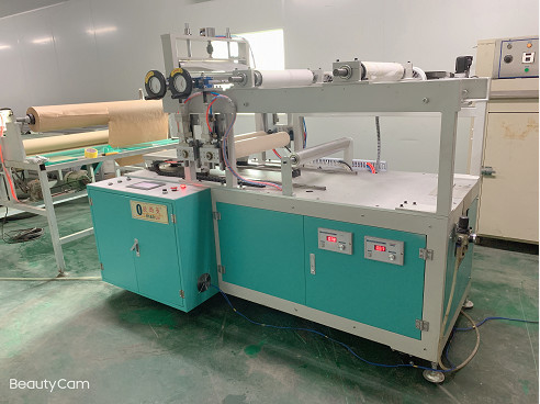 Machine de durcissement UV efficace avec système de contrôle PLC durée de vie 8000h