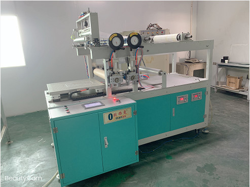 Machine de durcissement UV efficace avec système de contrôle PLC durée de vie 8000h