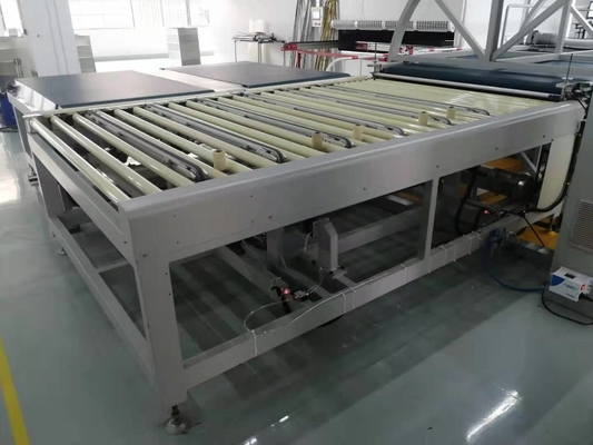 Machine automatique de transfert par bande transporteuse avec une capacité de 2 m*0,6 m*1,5 m 50 kg/h