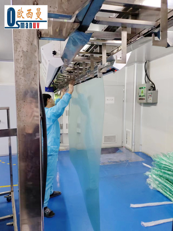 Machine de revêtement de rideau à largeur de rouleau de 1000 mm pour une épaisseur de revêtement lisse de 0,02-2 mm