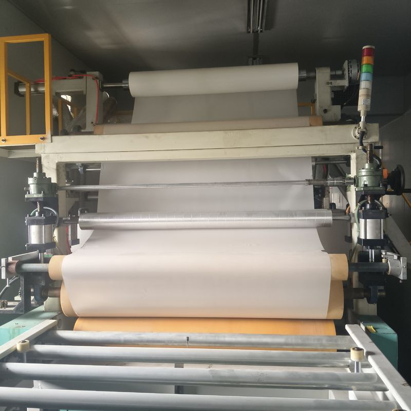 Machine de transfert de chaleur rotative d'impression à 360-410V 50HZ de tension et de 1-3 M/min de vitesse