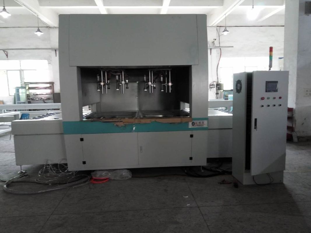 Machine de revêtement par pulvérisation de hauteur de pulvérisation de 0 à 1000 mm pour des dimensions personnalisées et une vitesse de revêtement de 0 à 3 m/min