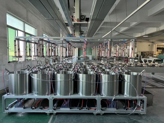 Ligne de revêtement rotative à 24 stations pour le revêtement interne de moulages de pâte à papier | Système de production automatisé à haut volume