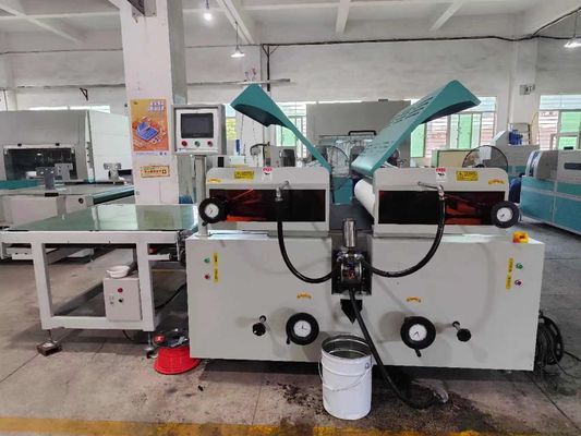 Machine de revêtement à double rouleau pour revêtement de surface de tôles de verre et de métal