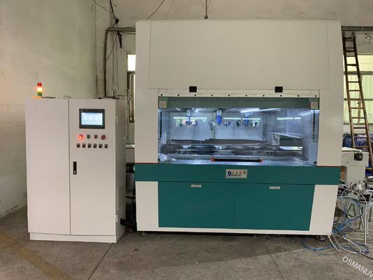 Machine de pulvérisation à 360° pour le revêtement de surface de pâte moulée et de plaques de meubles - Chemin de pulvérisation personnalisable